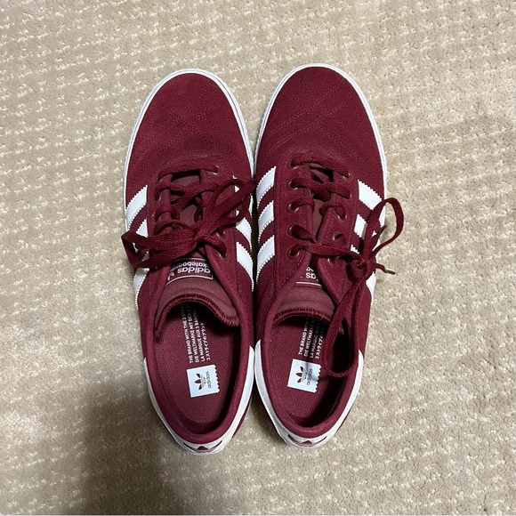 Adidas Shoes, sz 9.5 - Picture 5 of 5